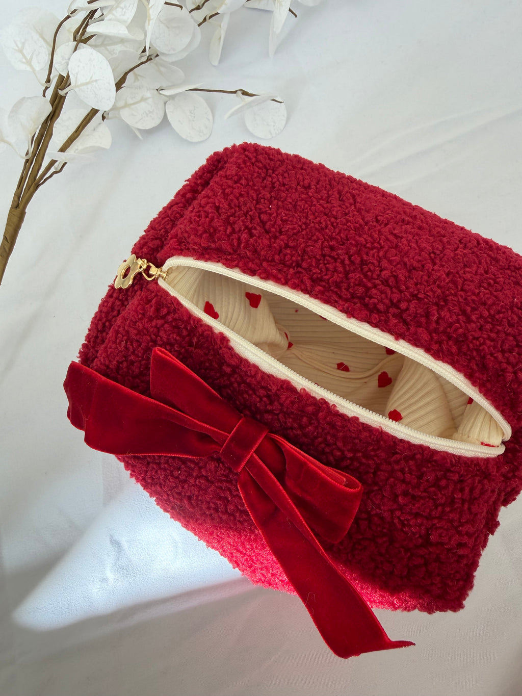 Makeup bag teddy fabric ❤️