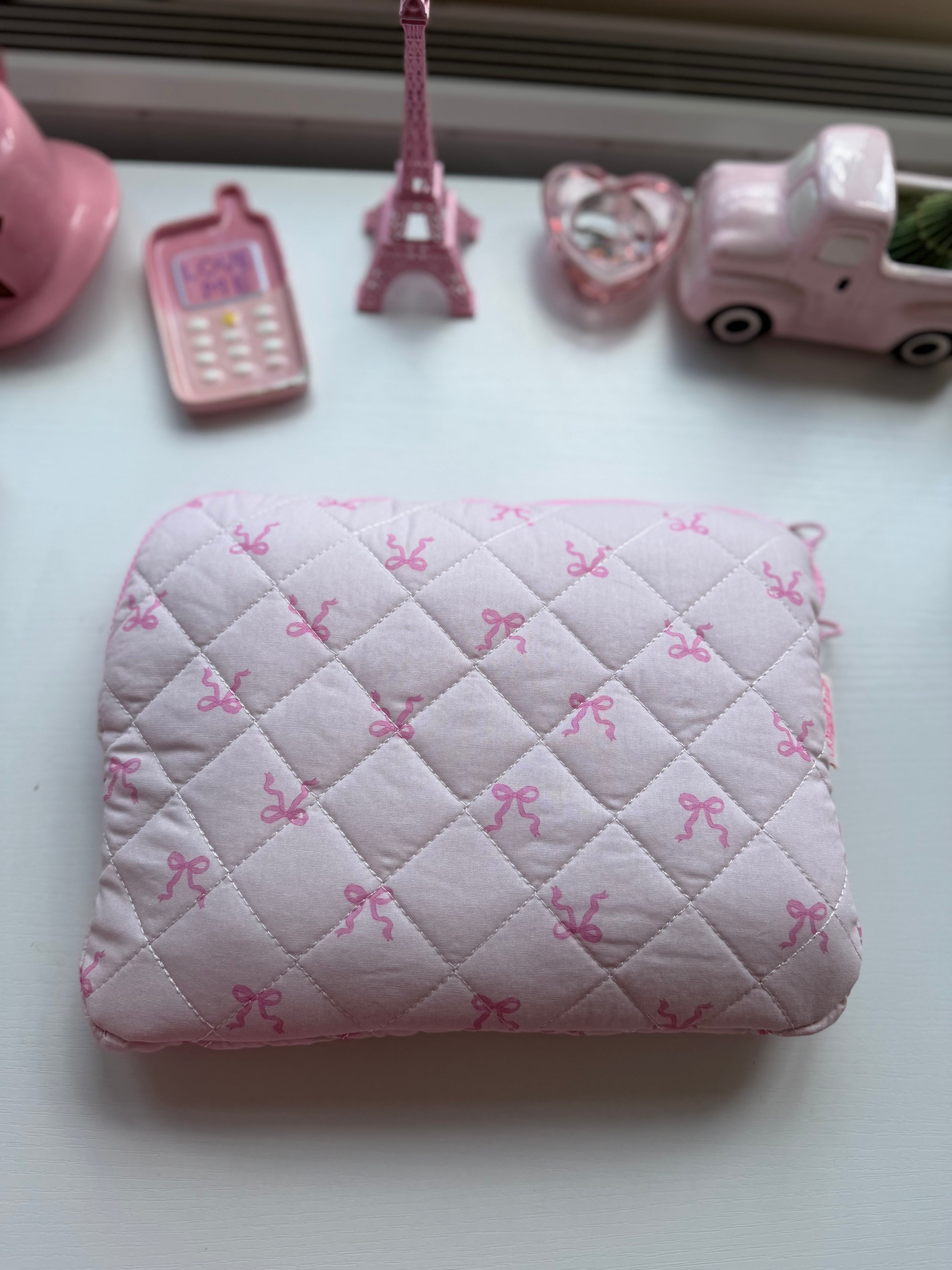 Quilted Pink Bow Laptop Sleeve