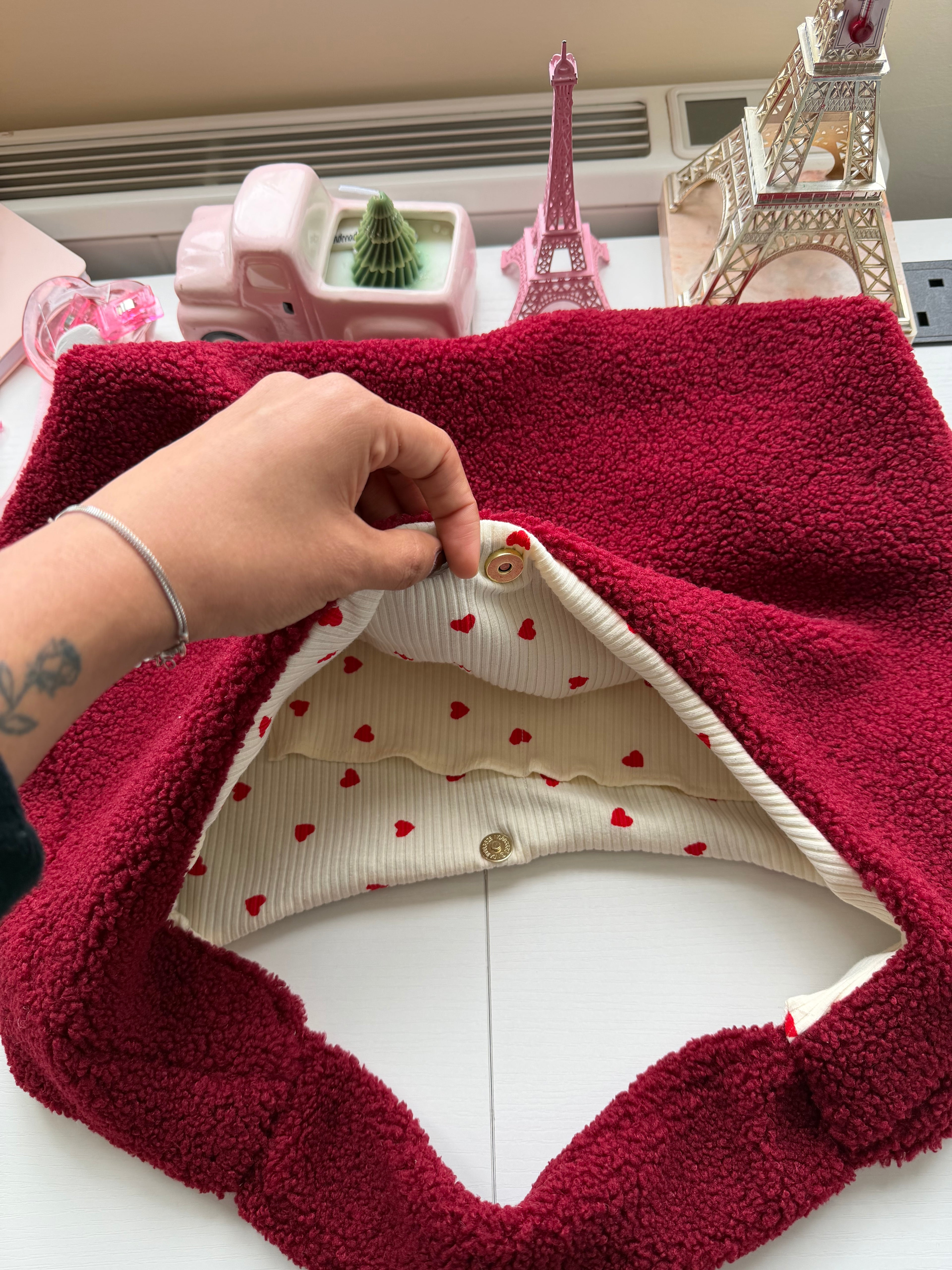 Heart Cozy Shoulder Bag