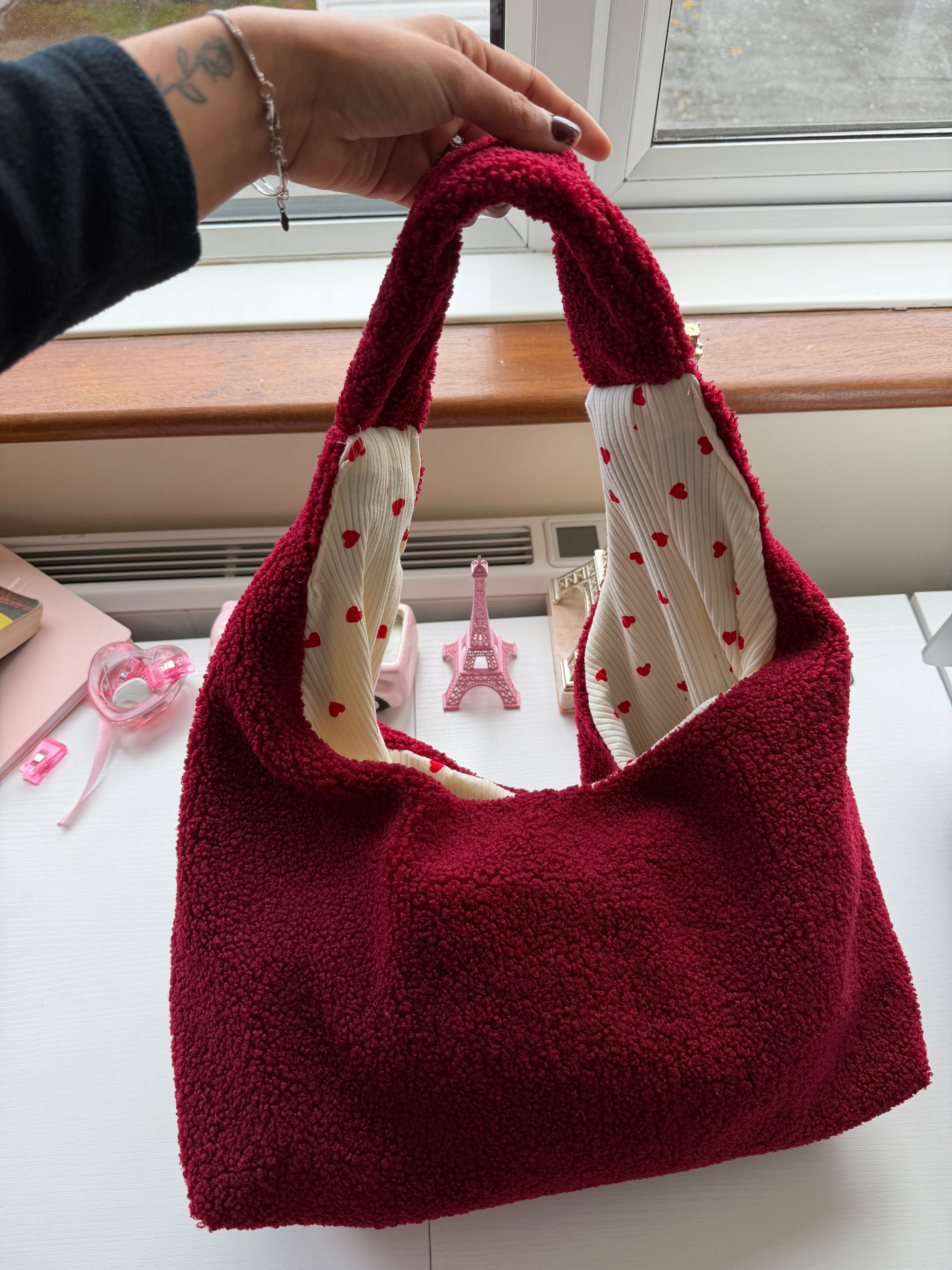Heart Cozy Shoulder Bag