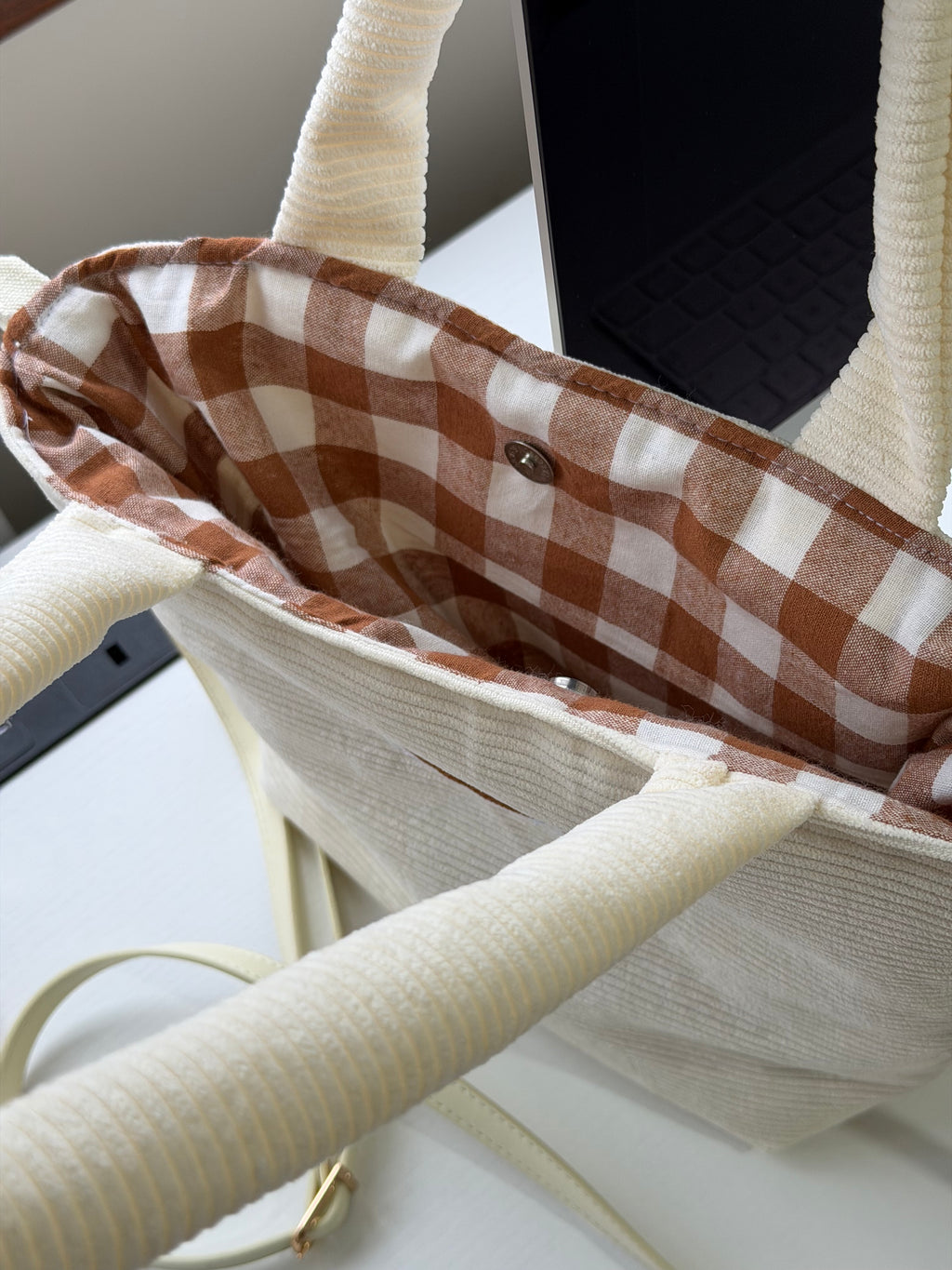 ✨ Corduroy Tote Bag – Cream & Gingham Interior