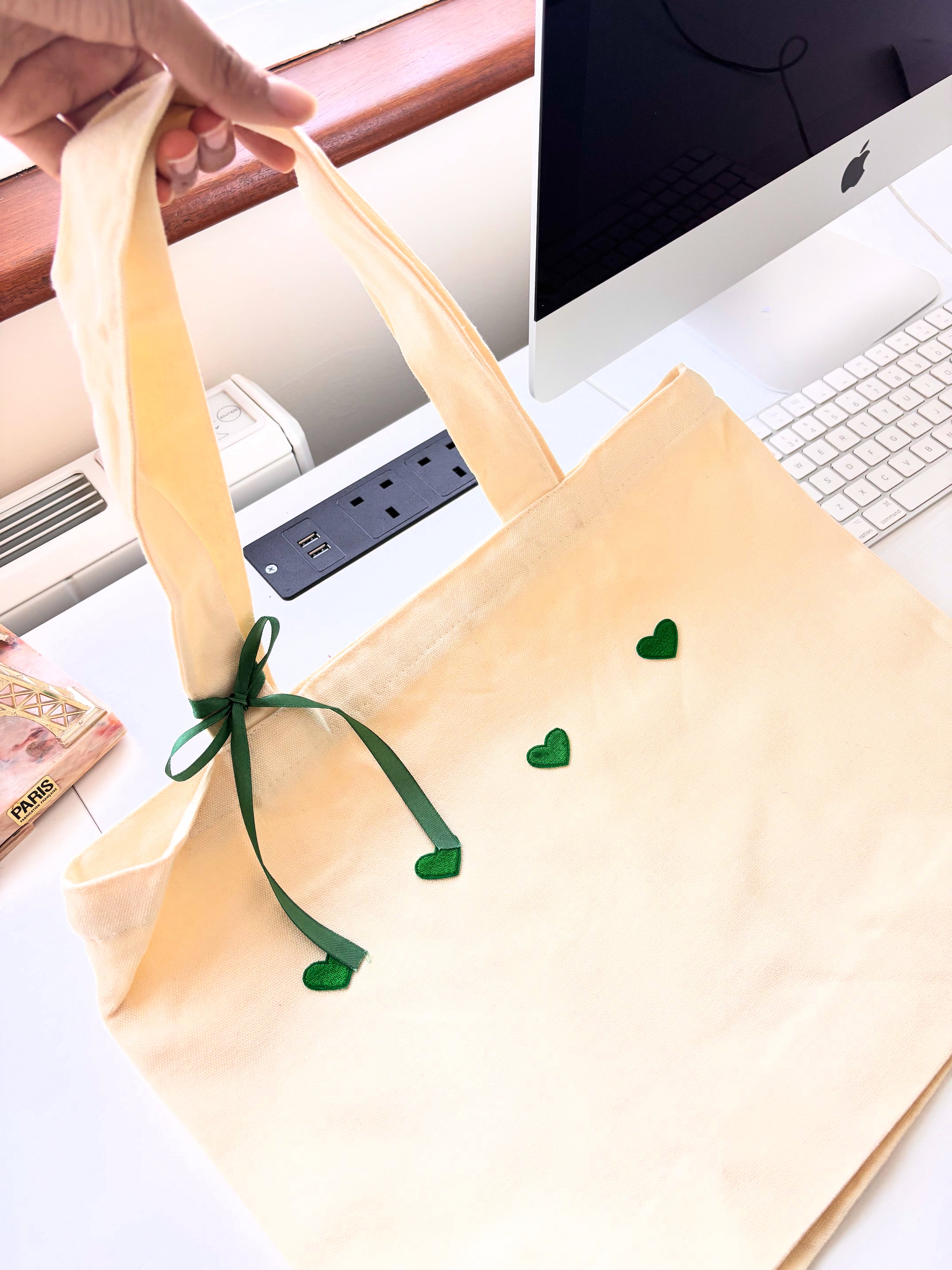 💚Green heart tote bags