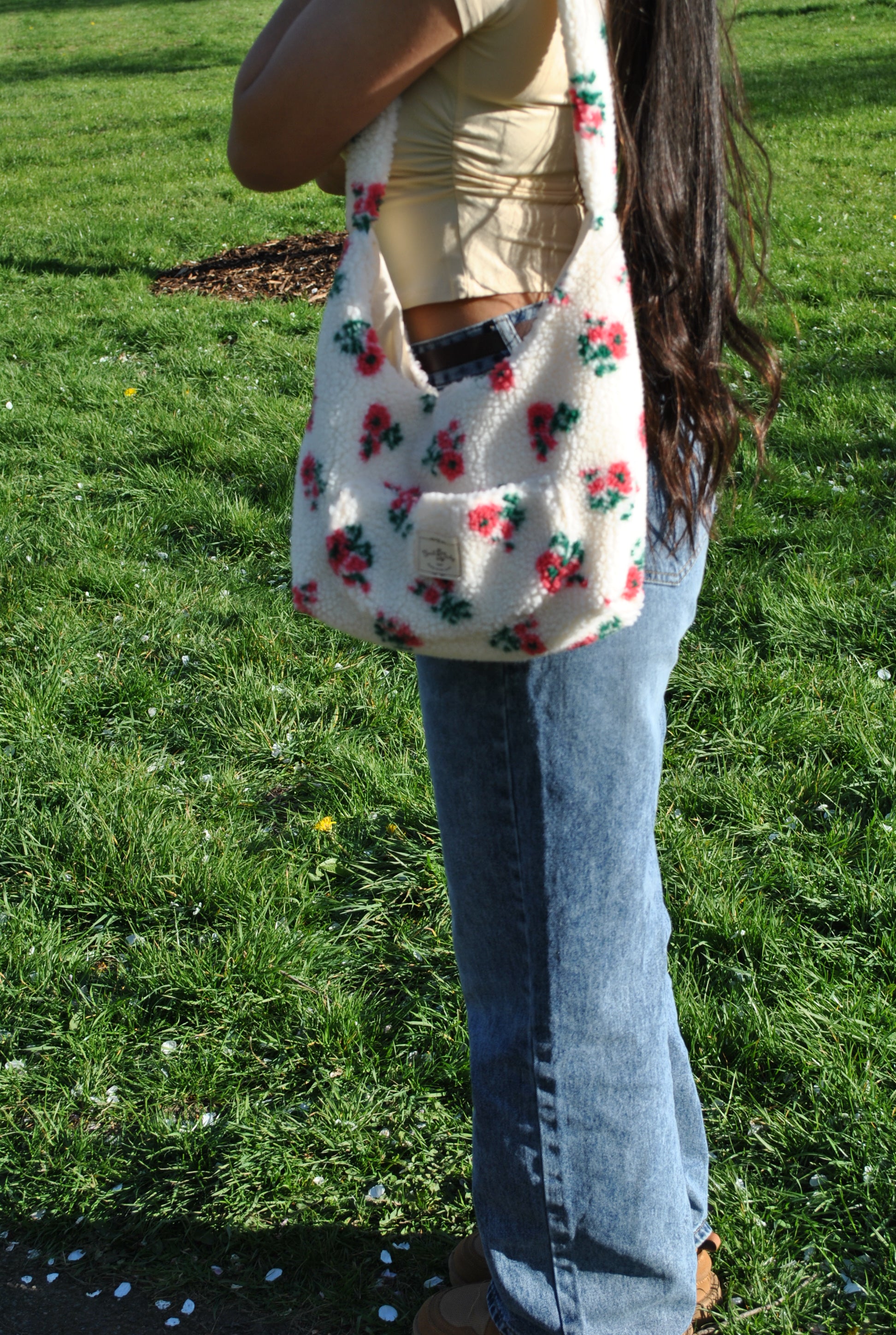 Floral Teddy Bag – Rosé Vintage Collection 🌸