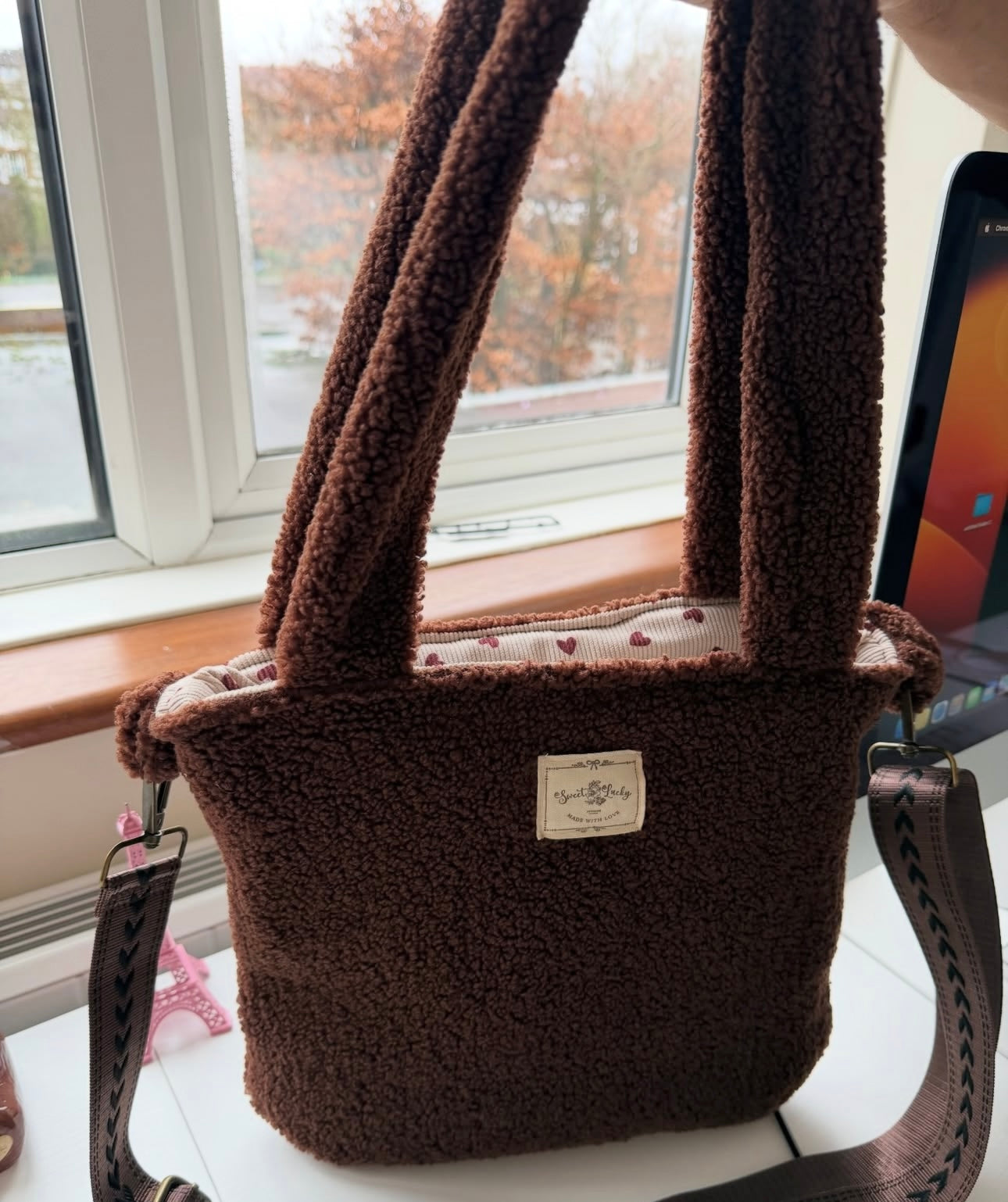 👜 Teddy Brown Tote Bag — Cozy & Chic Everyday Style