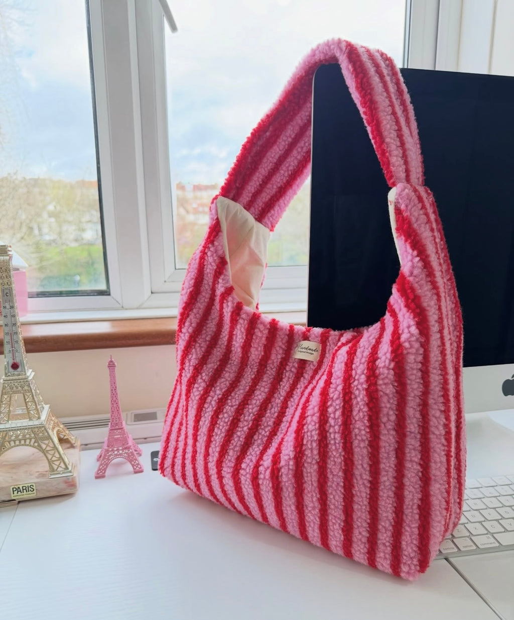 🍓💗 Striped Teddy Shoulder Bag🎀