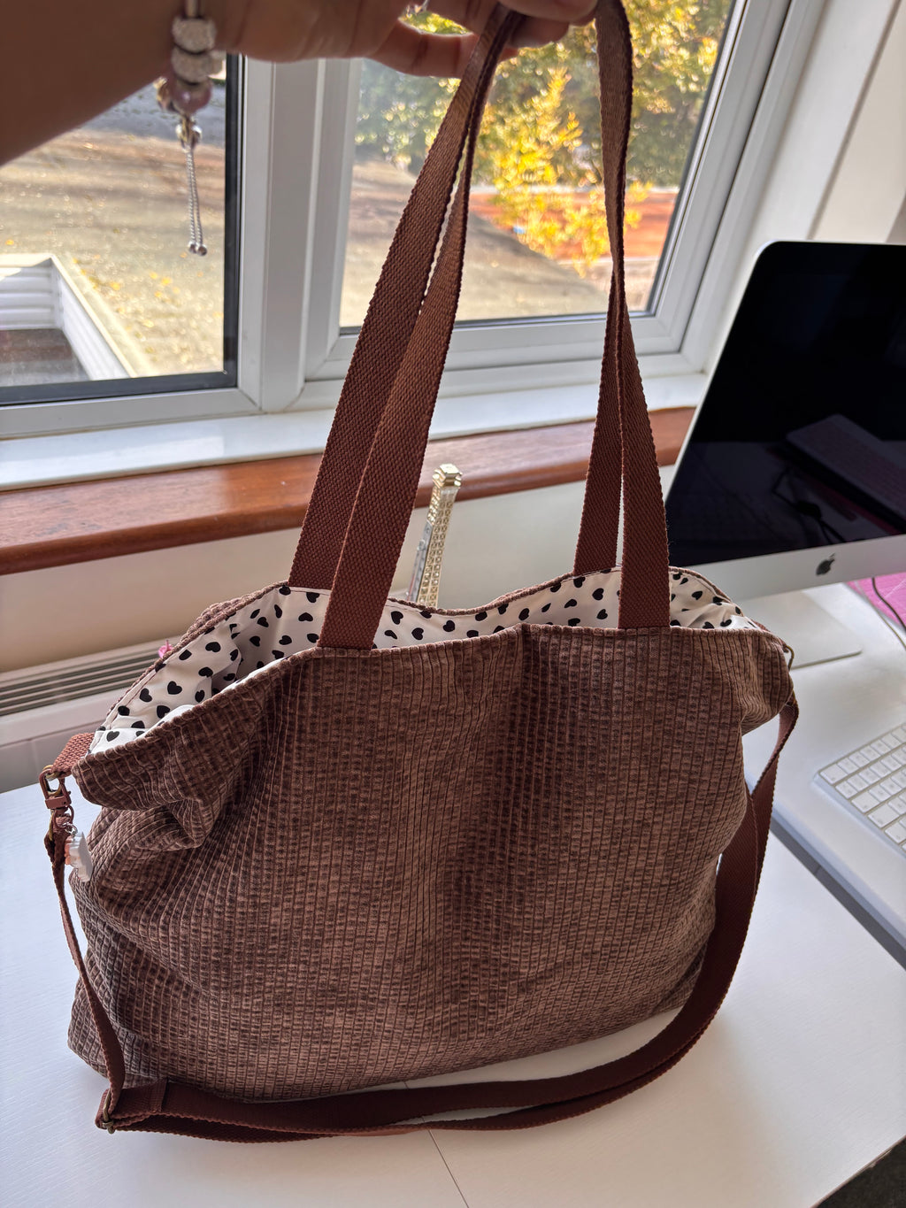 🤎 Chocolate Textured Tote — Effortless Everyday Style