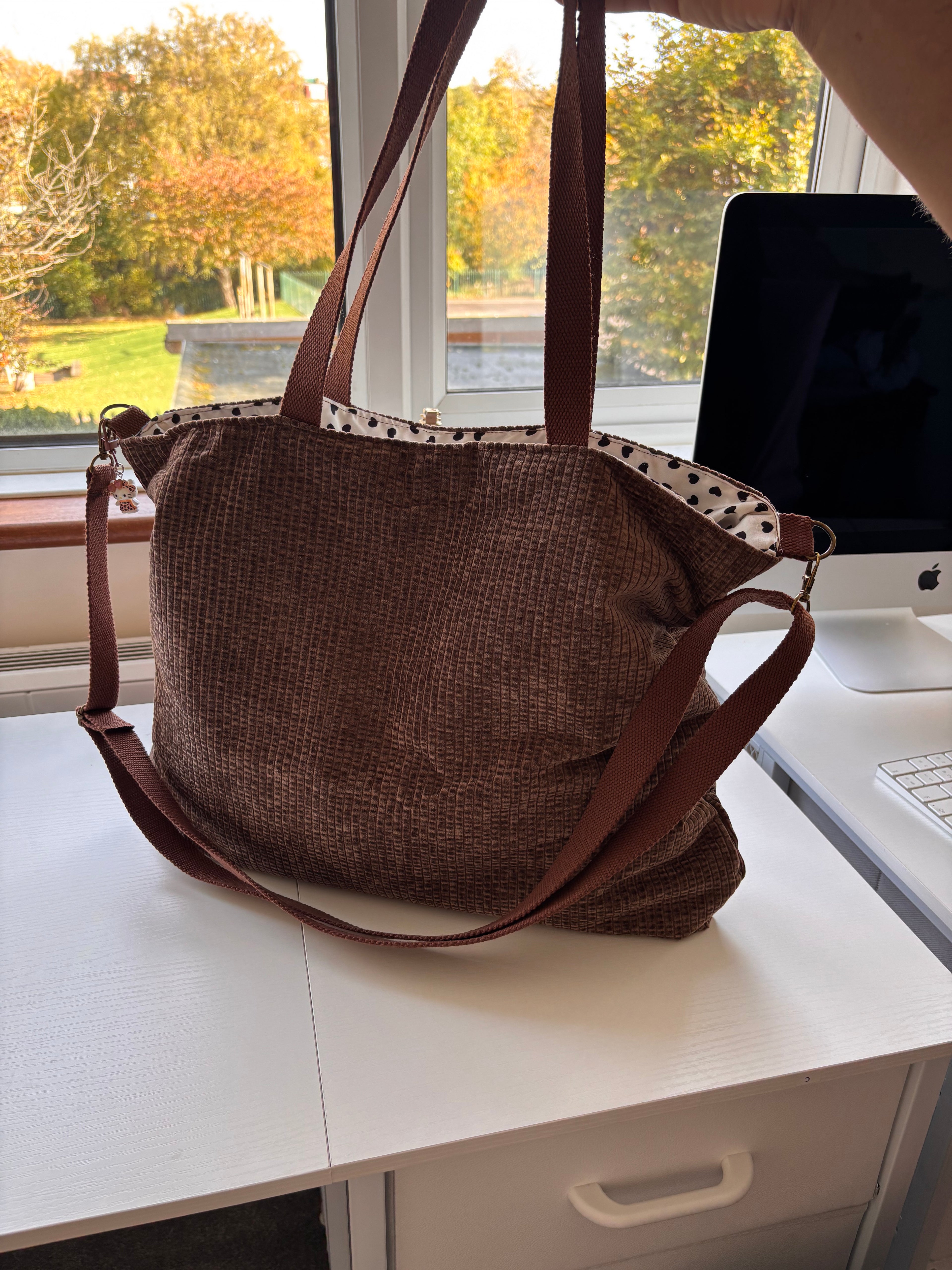 🤎 Chocolate Textured Tote — Effortless Everyday Style