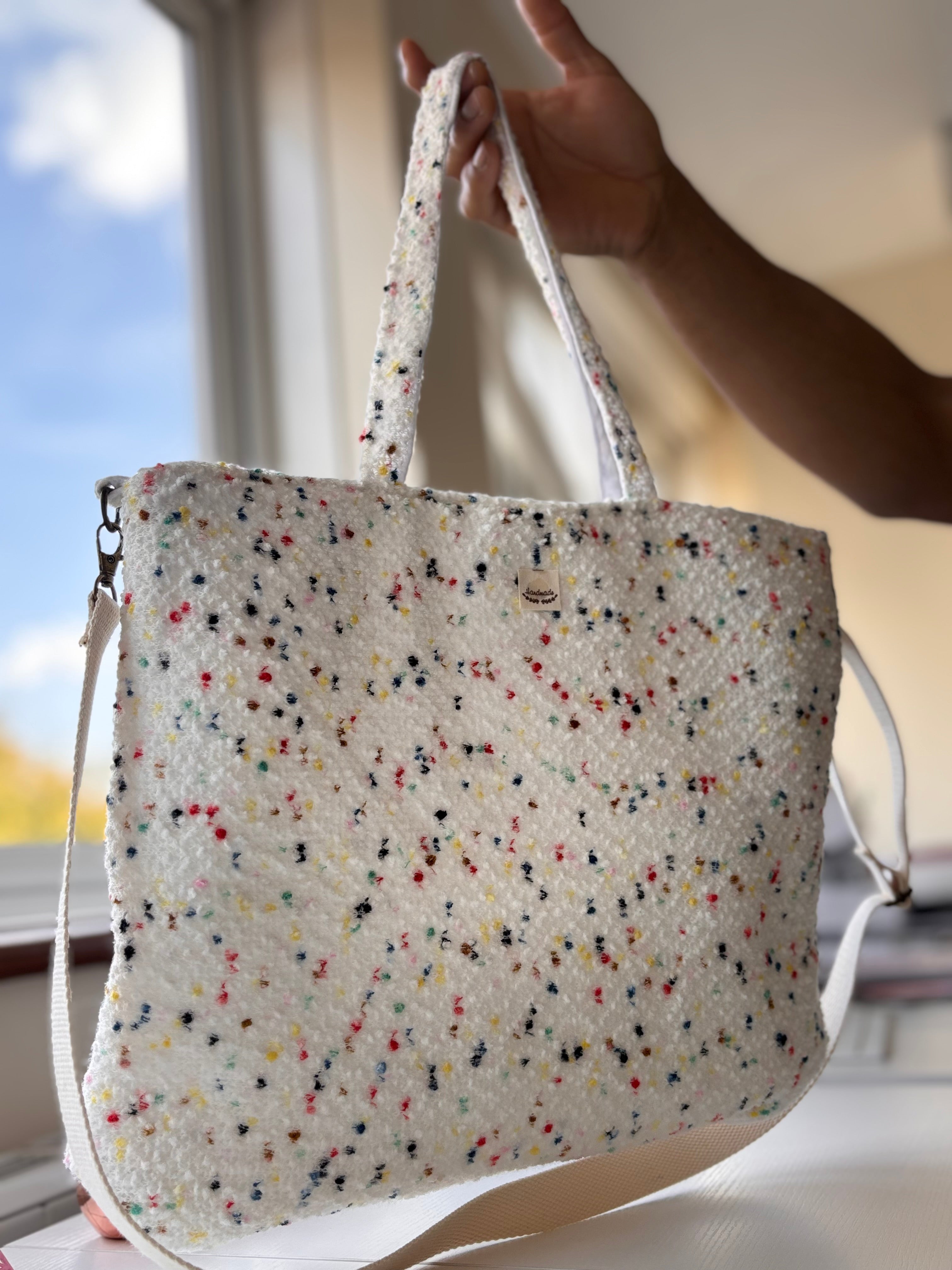 🤍 Confetti Teddy Tote — Soft, Playful & Unique