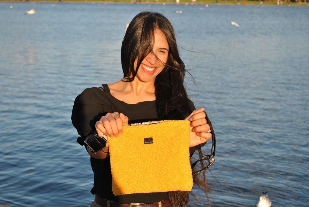 Teddy shoulder bag