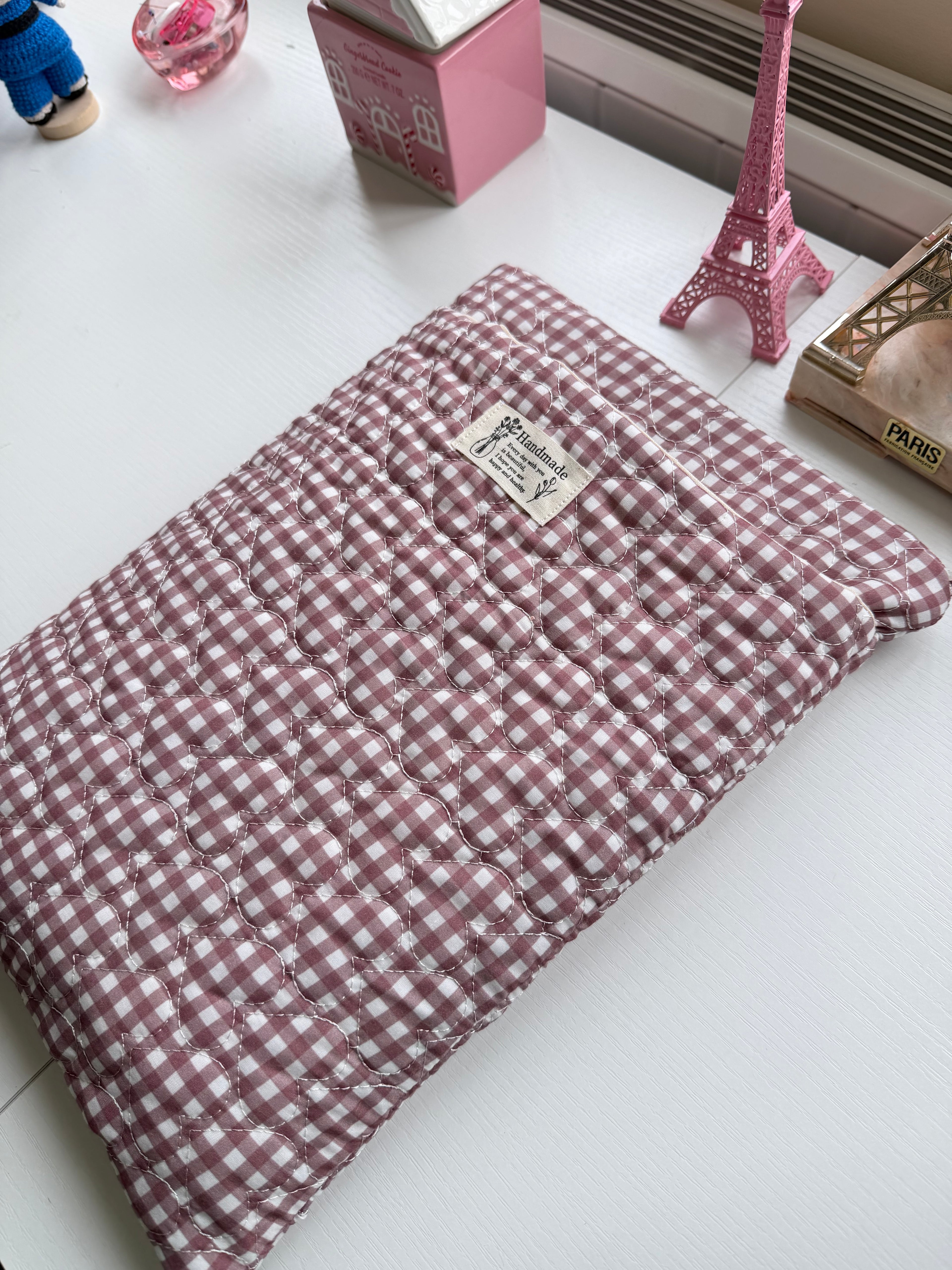 Blush Gingham Quilted Pouch 💕
