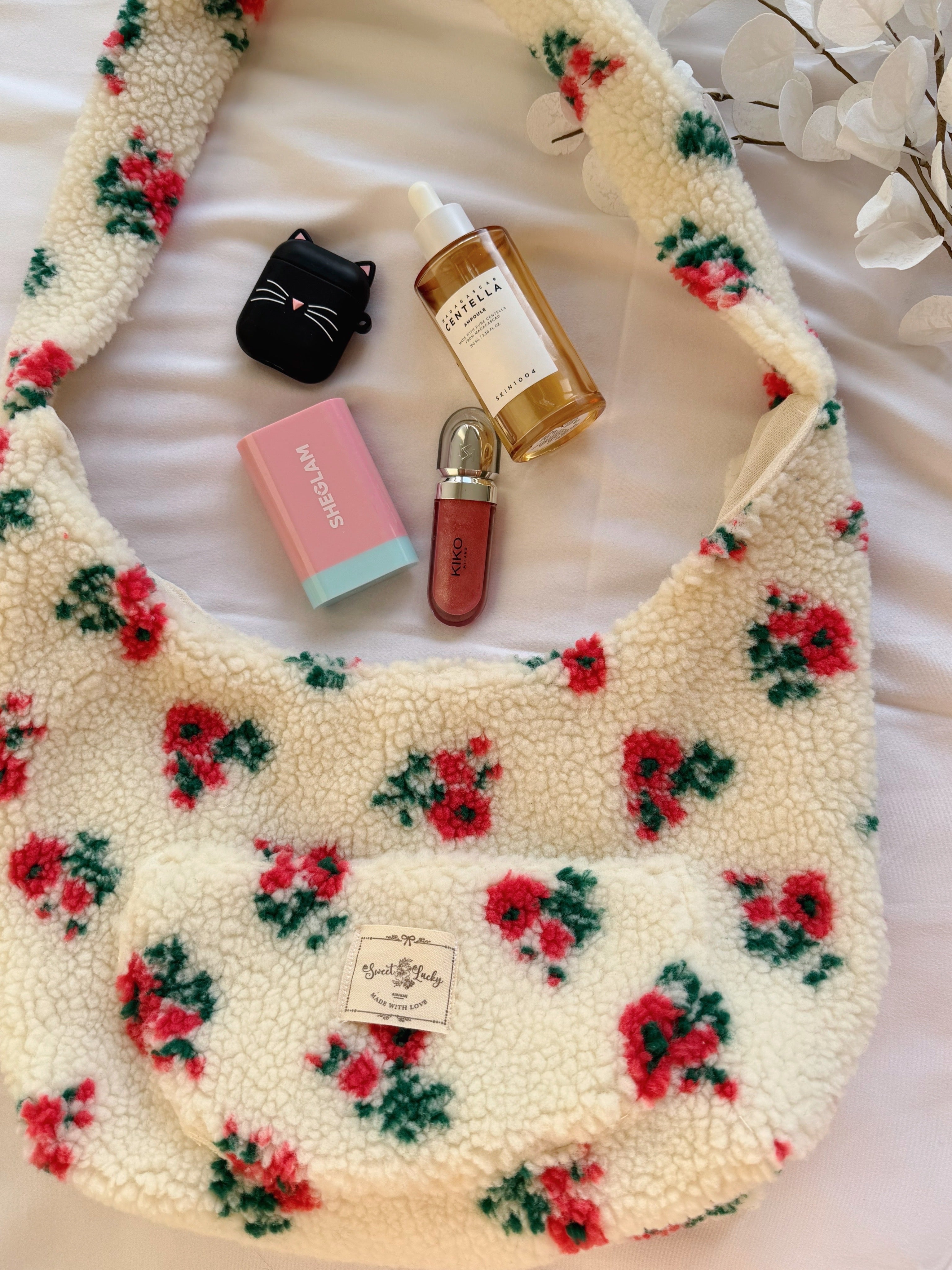 Floral Teddy Bag – Rosé Vintage Collection 🌸