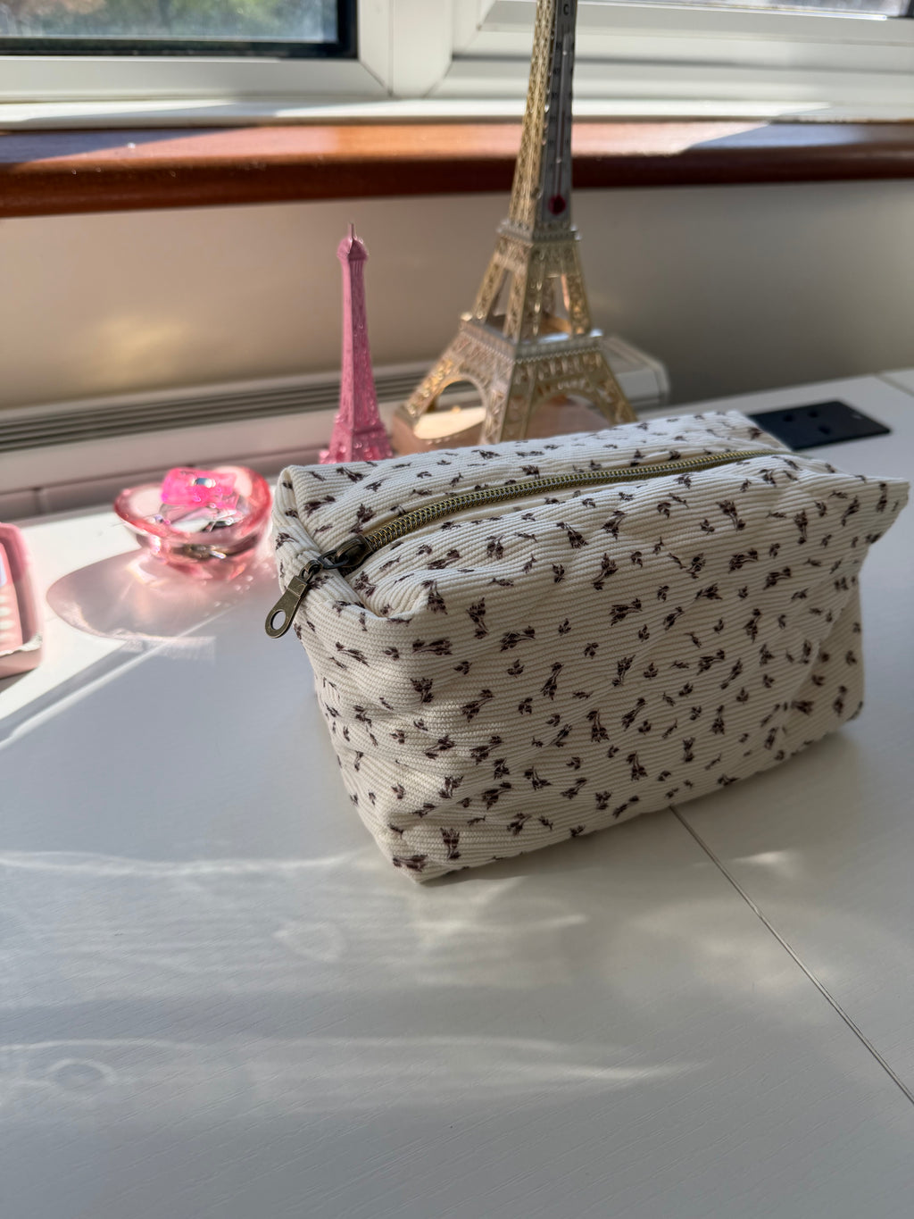 Floral Makeup bag  ✨🤍