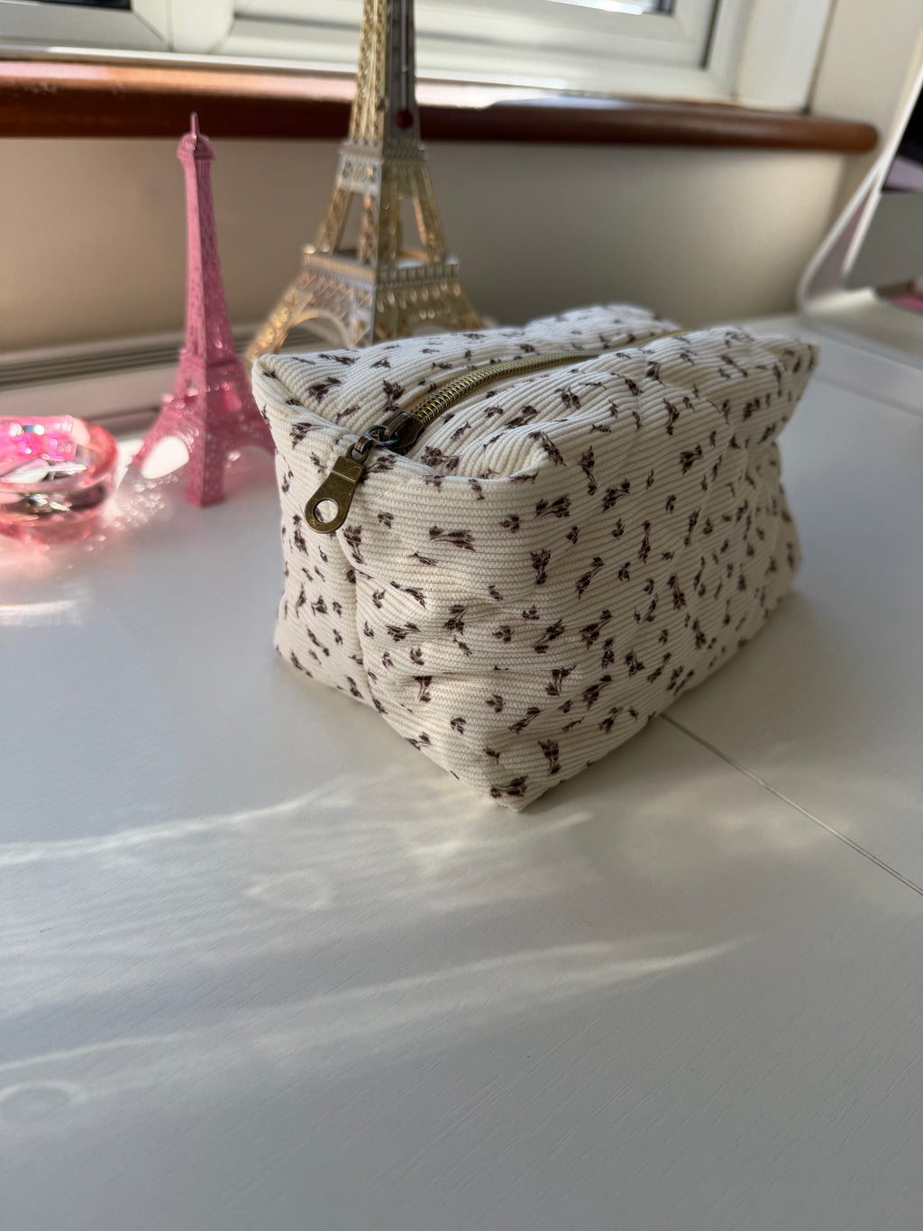 Floral Makeup bag  ✨🤍