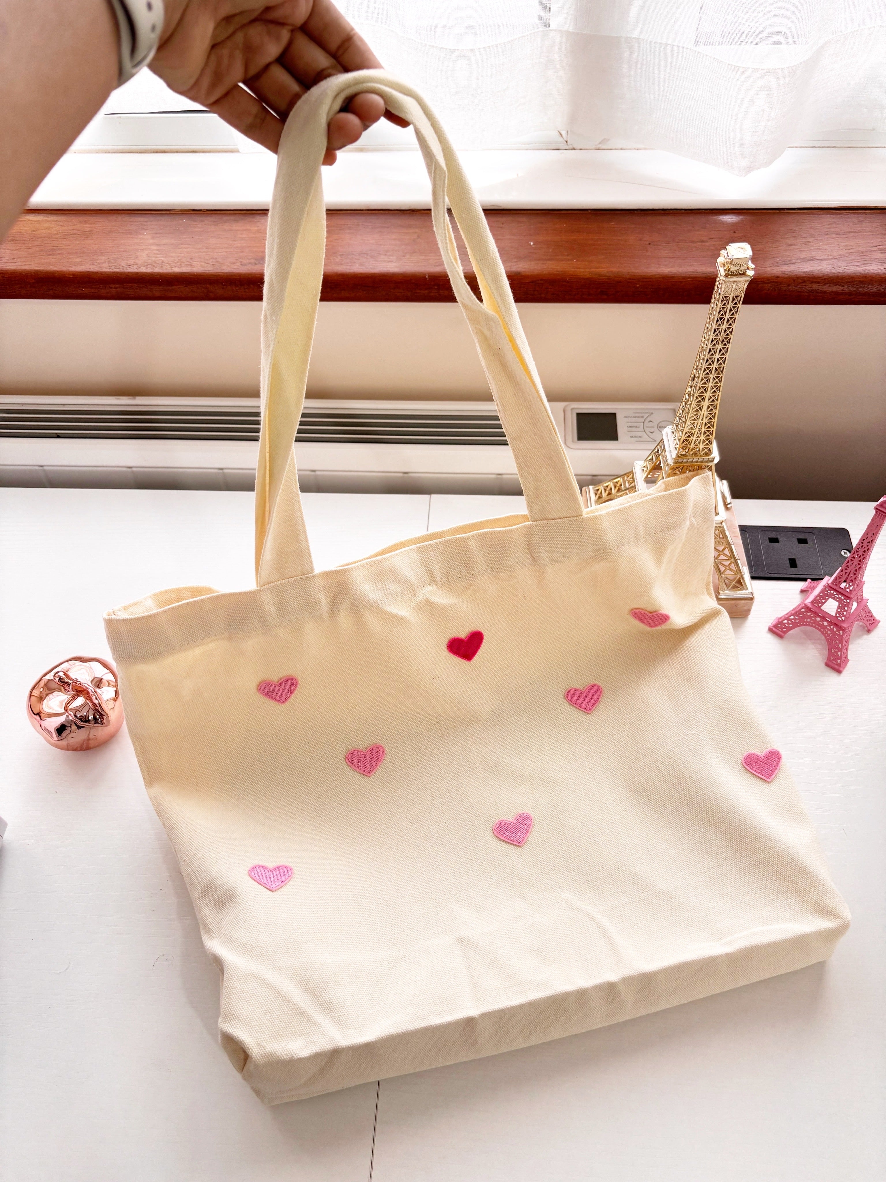 🎀 Pink Embroidered tote bags