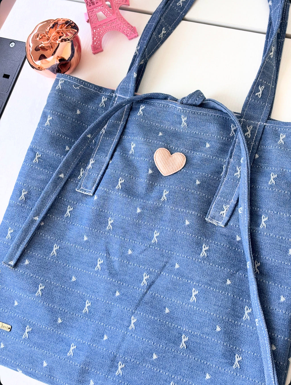 💙 Denim Heart Tote — Casual Chic Essential
